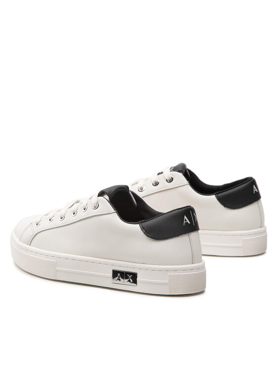 Armani Exchange Sneakersy XDX027 XCC14 N480 Biały