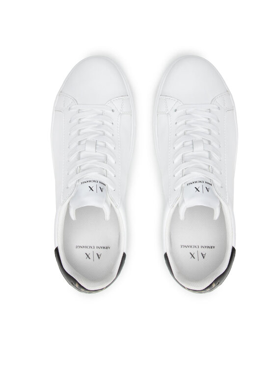 Armani Exchange Sneakersy XUX001 XV596 K488 Biały