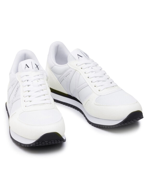 Armani Exchange Sneakersy XUX017 XCC68 00152 Biały
