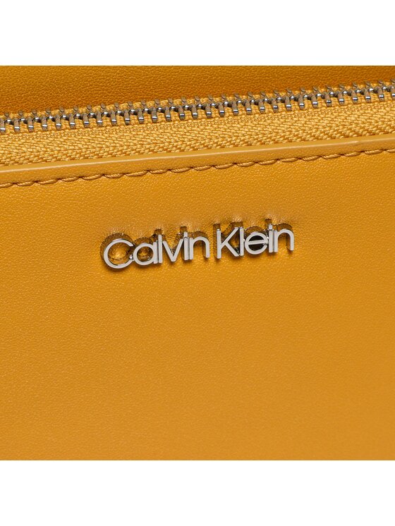 Calvin Klein Torebka Ck Must Camera Bag W/Pckt Lg K60K608410 Żółty zdjęcie nr 2