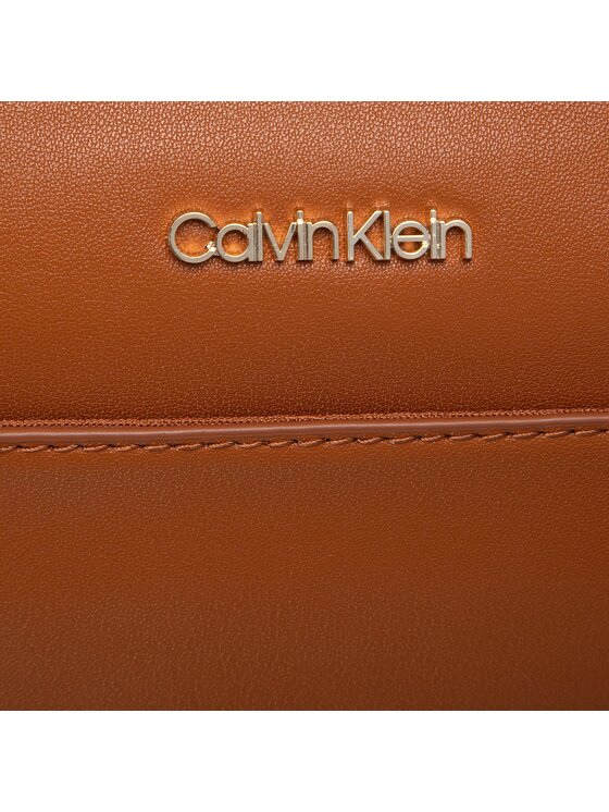 Calvin Klein Torebka Ck Must Crossbody K60K609905 Brązowy zdjęcie nr 2