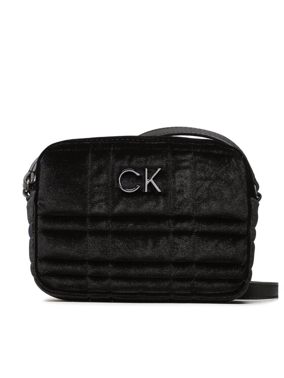 Calvin Klein Torebka Re-Lock Camera Bag Velvet K60K610203 Czarny